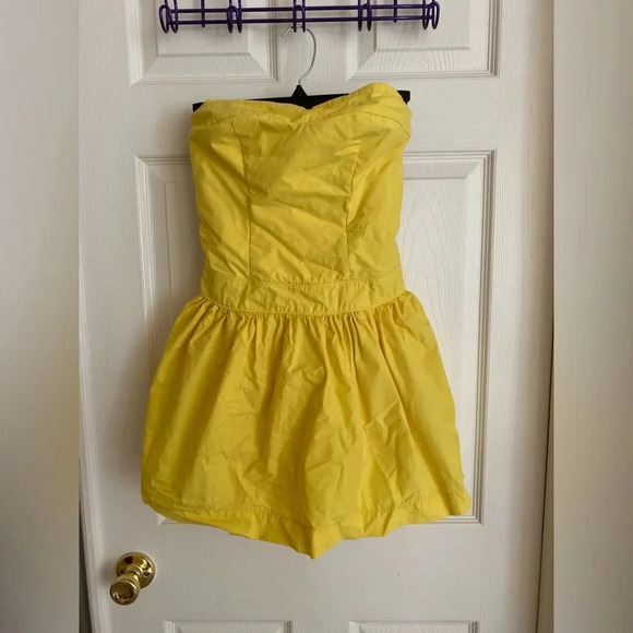 Hollister Dresses & Skirts - Hollister strapless babydoll dress small